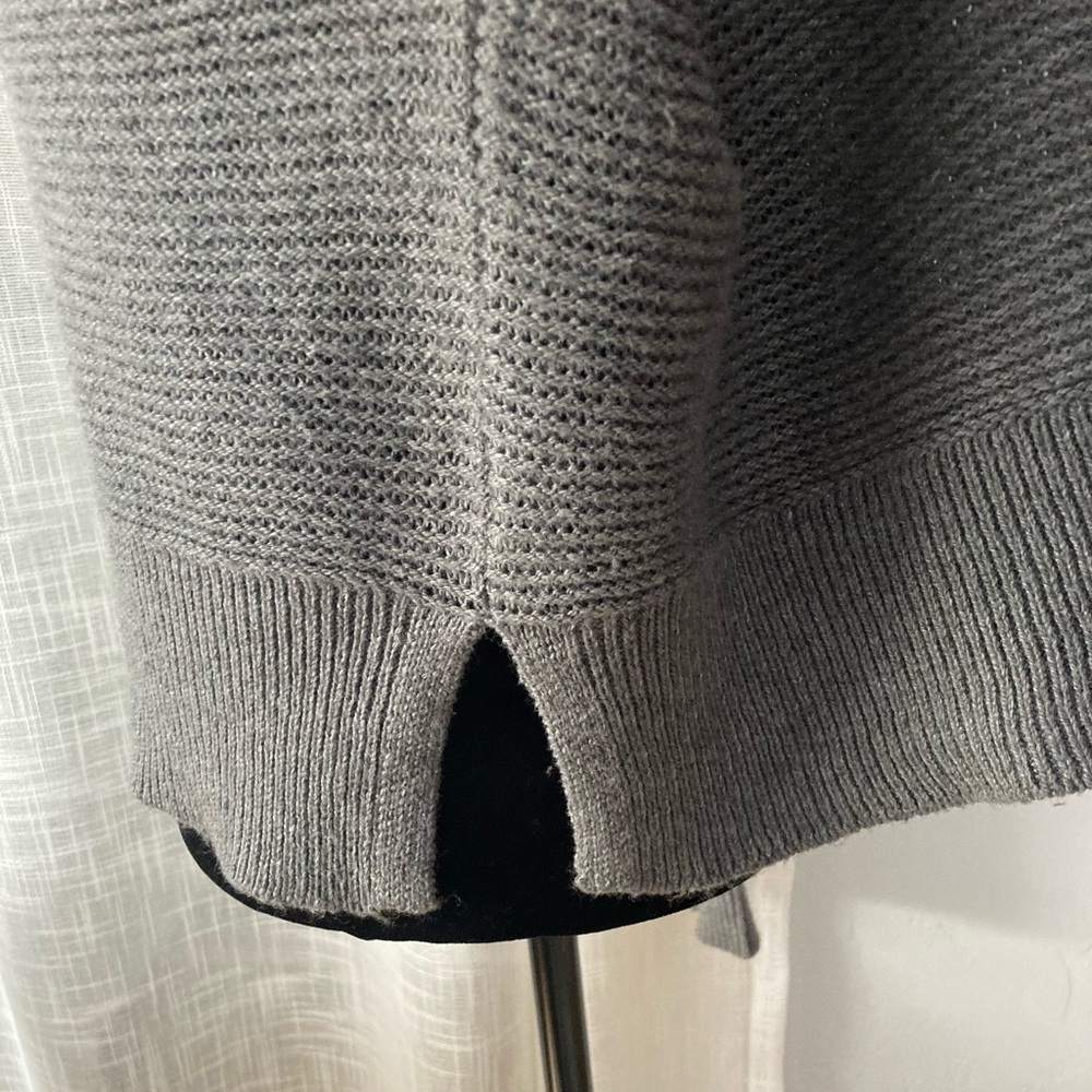 All In Motion Hooded Sweater - Picture 4 of 11